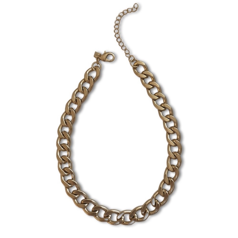 Banana Republic Gold Color Curb Link Necklace